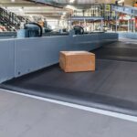 Conveyor belt for packaging handling